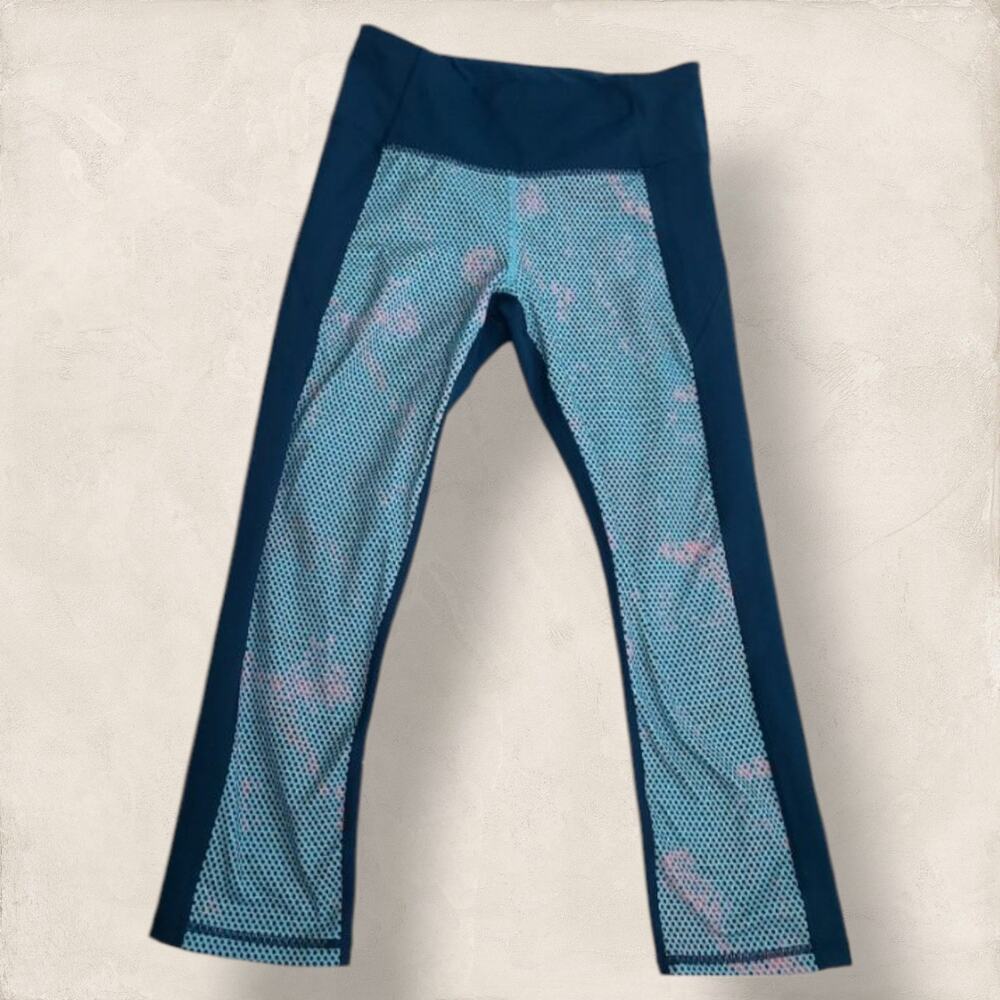 Under Armour Turquoise Floral Capri Leggings Small